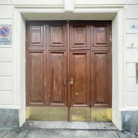Porta Palazzo 15 Min - Suite Con Netflix & Wi-Fi Turijn Buitenkant foto