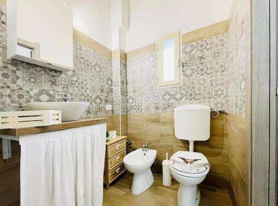 Porta Palazzo 15 Min - Suite Con Netflix & Wi-Fi Turijn Buitenkant foto